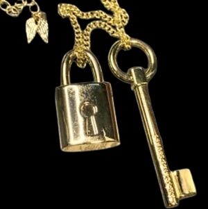 Vintage Victoria Secret Lock & Key Gold-Tone Long Necklace